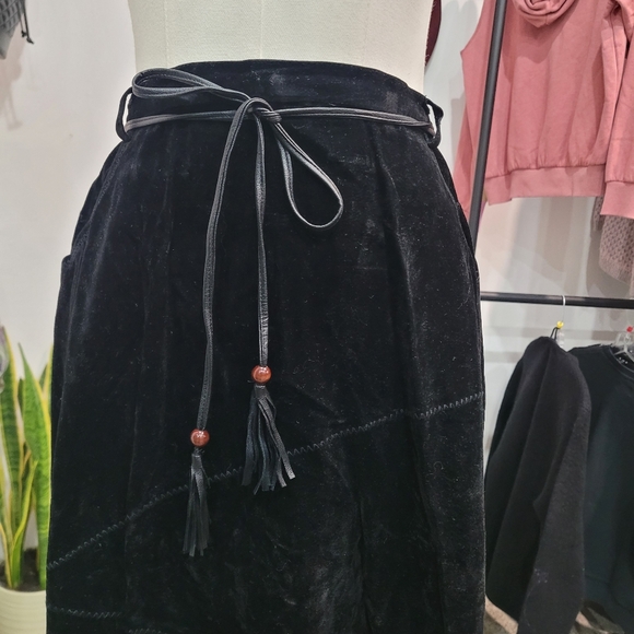 Vintage Black Maxi Skirt - Picture 2 of 7